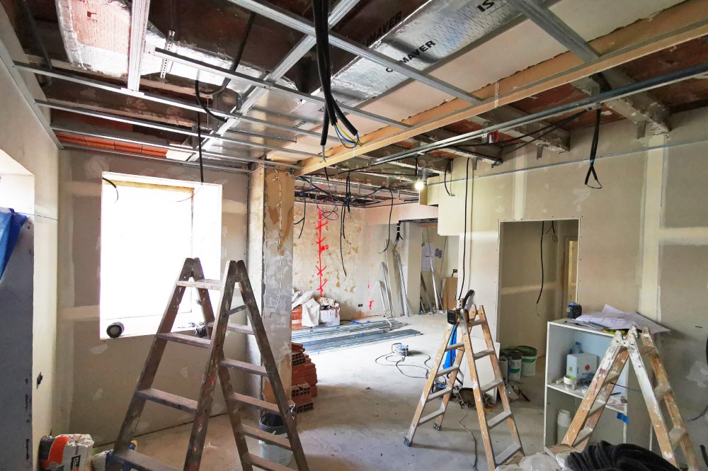 Fontanería y electricidad Valencia - Certificados oficiales y materiales homologados